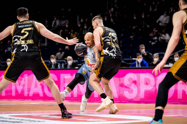 三人篮球强 三人篮球强