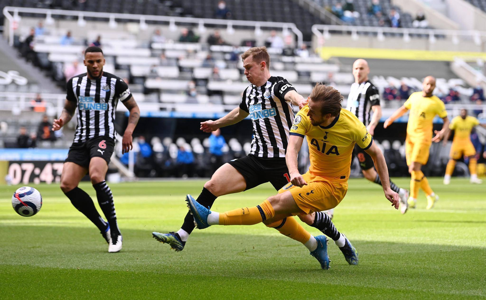 虽然身高和 虽然身高和