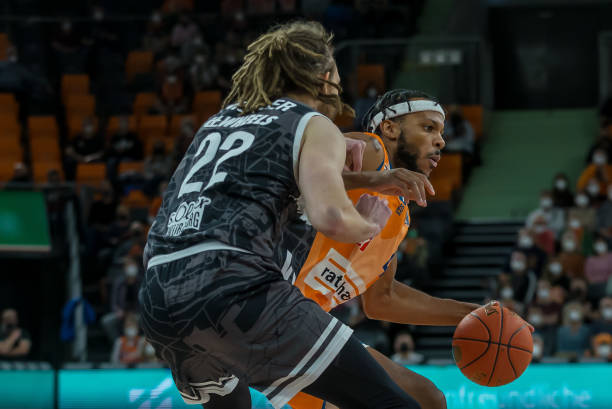 队员来说也 队员来说也