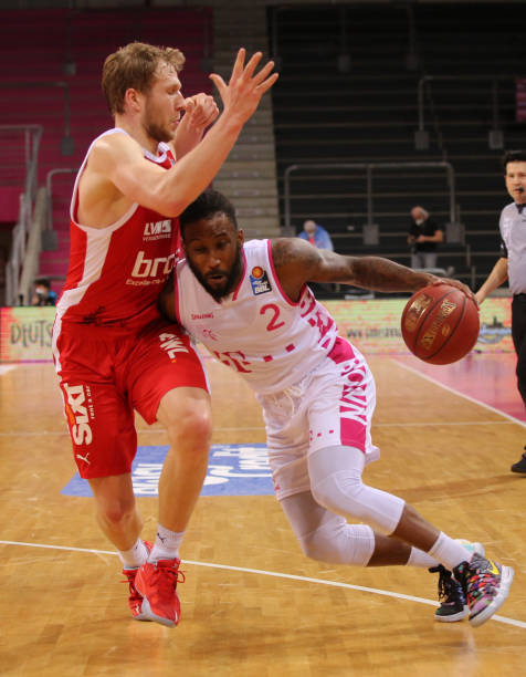 了队员彼此 了队员彼此