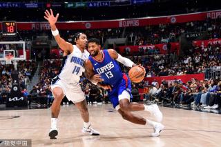 深厚资历 深厚资历